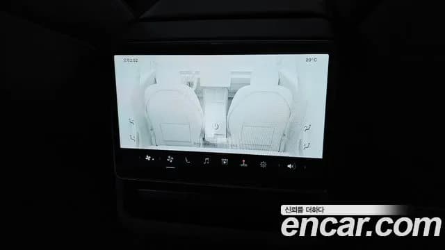 2025 Tesla Model 3 RWD Sold VIN LRW3E7FS8SC610338 – side profile 2025 Tesla Model 3 RWD Sold VIN LRW3E7FS8SC610338 – side profile