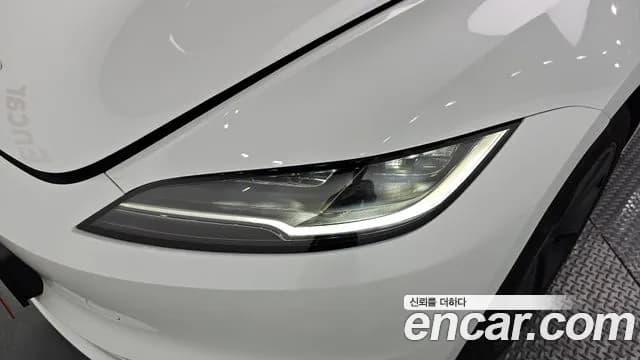 2025 Tesla Model 3 RWD Sold VIN LRW3E7FS8SC610338 – trunk area 2025 Tesla Model 3 RWD Sold VIN LRW3E7FS8SC610338 – trunk area