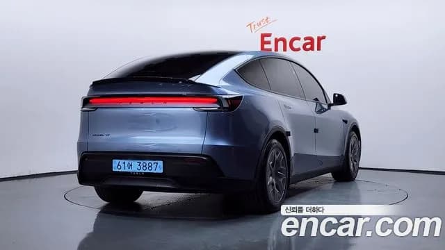 2026 Tesla Model Y L Long Range AWD Sold VIN LRWYGCEK1TC644553 – photo 15 2026 Tesla Model Y L Long Range AWD Sold VIN LRWYGCEK1TC644553 – photo 15