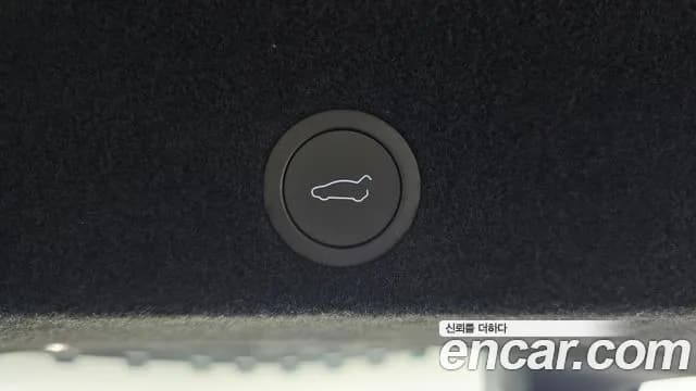 2026 Tesla Model Y L Long Range AWD Sold VIN LRWYGCEK1TC644939 – side profile 2026 Tesla Model Y L Long Range AWD Sold VIN LRWYGCEK1TC644939 – side profile