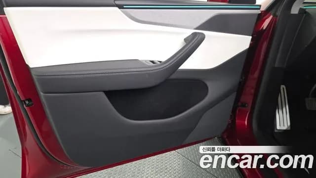 2025 Tesla Model Y Long Range Launch Edition AWD Sold VIN LRWYGCEK2SC006410 – undercarriage 2025 Tesla Model Y Long Range Launch Edition AWD Sold VIN LRWYGCEK2SC006410 – undercarriage