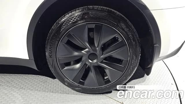 2024 Tesla Model Y Long Range AWD Sold VIN LRWYGCEK3RC758756 – photo 12 2024 Tesla Model Y Long Range AWD Sold VIN LRWYGCEK3RC758756 – photo 12