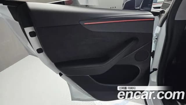 2025 Tesla Model Y Long Range AWD Sold VIN LRWYGCEK3SC201982 – front exterior 2025 Tesla Model Y Long Range AWD Sold VIN LRWYGCEK3SC201982 – front exterior