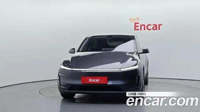 2025 Tesla Model Y RWD Sold VIN LRWYGCFJ1SC162377 – exterior detail 2025 Tesla Model Y RWD Sold VIN LRWYGCFJ1SC162377 – exterior detail