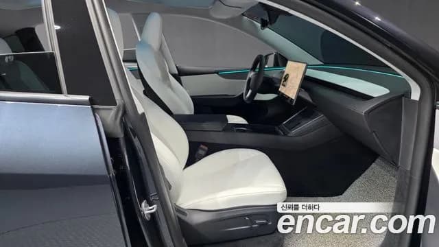 2025 Tesla Model Y RWD Sold VIN LRWYGCFJ2SC046878 – exterior detail 2025 Tesla Model Y RWD Sold VIN LRWYGCFJ2SC046878 – exterior detail