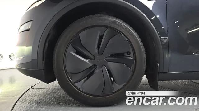 2025 Tesla Model Y RWD Sold VIN LRWYGCFJ4SC174605 – odometer reading 2025 Tesla Model Y RWD Sold VIN LRWYGCFJ4SC174605 – odometer reading