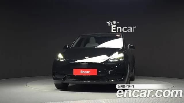 2024 Tesla Model Y RWD Sold VIN LRWYGCFS1RC160213 – rear exterior 2024 Tesla Model Y RWD Sold VIN LRWYGCFS1RC160213 – rear exterior