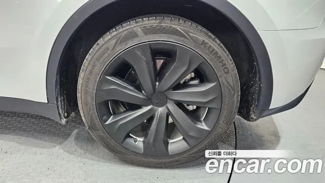 2023 Tesla Model Y RWD Sold VIN LRWYGCFS2PC075734 – side profile 2023 Tesla Model Y RWD Sold VIN LRWYGCFS2PC075734 – side profile