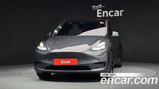 2024 Tesla Model Y RWD Sold VIN LRWYGCFS2RC424748 – interior seats 2024 Tesla Model Y RWD Sold VIN LRWYGCFS2RC424748 – interior seats