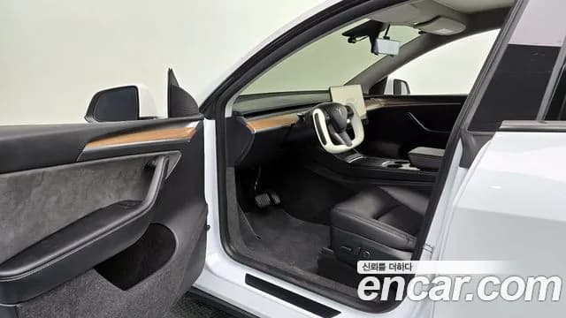 2024 Tesla Model Y RWD Sold VIN LRWYGCFS2RC426239 – photo 17 2024 Tesla Model Y RWD Sold VIN LRWYGCFS2RC426239 – photo 17