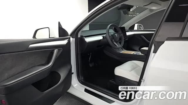 2024 Tesla Model Y RWD Sold VIN LRWYGCFS3RC427805 – engine bay 2024 Tesla Model Y RWD Sold VIN LRWYGCFS3RC427805 – engine bay