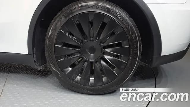 2024 Tesla Model Y RWD Sold VIN LRWYGCFS4RC418529 – photo 14 2024 Tesla Model Y RWD Sold VIN LRWYGCFS4RC418529 – photo 14