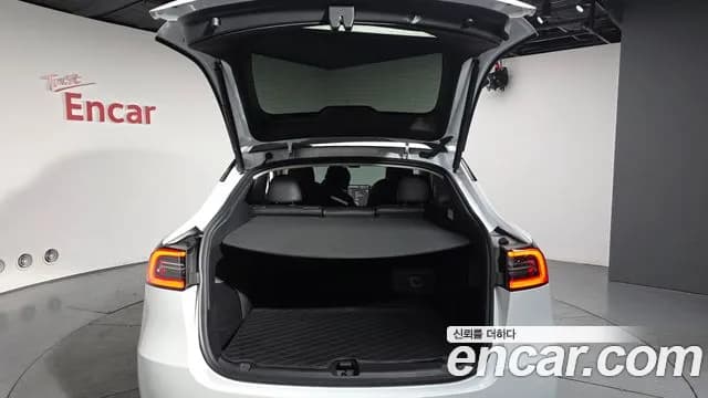 2024 Tesla Model Y RWD Sold VIN LRWYGCFS5RC158917 – photo 11 2024 Tesla Model Y RWD Sold VIN LRWYGCFS5RC158917 – photo 11