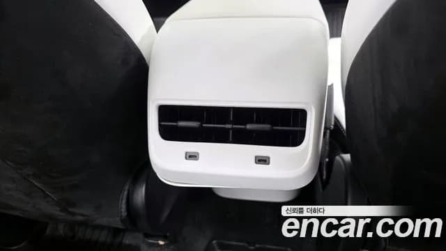 2024 Tesla Model Y RWD Sold VIN LRWYGCFS5RC425439 – side profile 2024 Tesla Model Y RWD Sold VIN LRWYGCFS5RC425439 – side profile