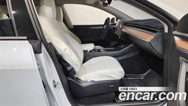 2025 Tesla Model Y RWD Sold VIN LRWYGCFS5SC809677 – photo 18 2025 Tesla Model Y RWD Sold VIN LRWYGCFS5SC809677 – photo 18