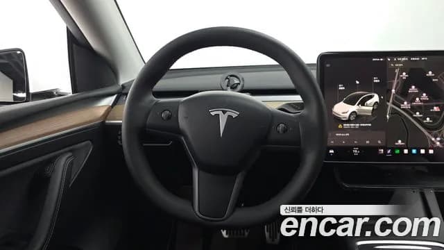 2024 Tesla Model Y RWD Sold VIN LRWYGCFS6RC177041 – side profile 2024 Tesla Model Y RWD Sold VIN LRWYGCFS6RC177041 – side profile