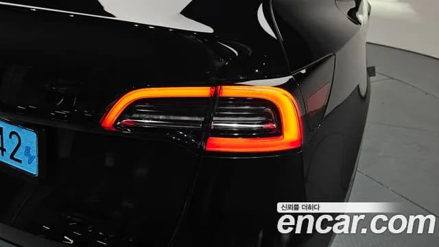 2024 Tesla Model Y RWD Sold VIN LRWYGCFS8RC159415 – photo 23 2024 Tesla Model Y RWD Sold VIN LRWYGCFS8RC159415 – photo 23