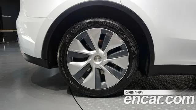 2024 Tesla Model Y RWD Sold VIN LRWYGCFSXRC191119 – photo 11 2024 Tesla Model Y RWD Sold VIN LRWYGCFSXRC191119 – photo 11