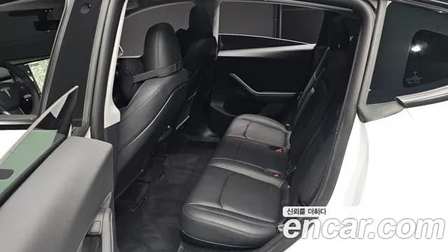 2024 Tesla Model Y RWD Sold VIN LRWYGCFSXRC206749 – dashboard 2024 Tesla Model Y RWD Sold VIN LRWYGCFSXRC206749 – dashboard