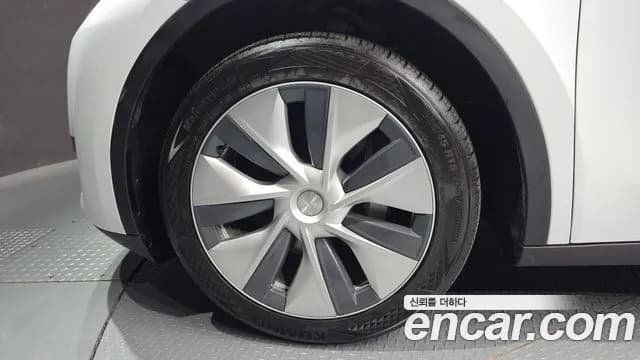 2024 Tesla Model Y RWD Sold VIN LRWYGCFSXRC206749 – photo 26 2024 Tesla Model Y RWD Sold VIN LRWYGCFSXRC206749 – photo 26