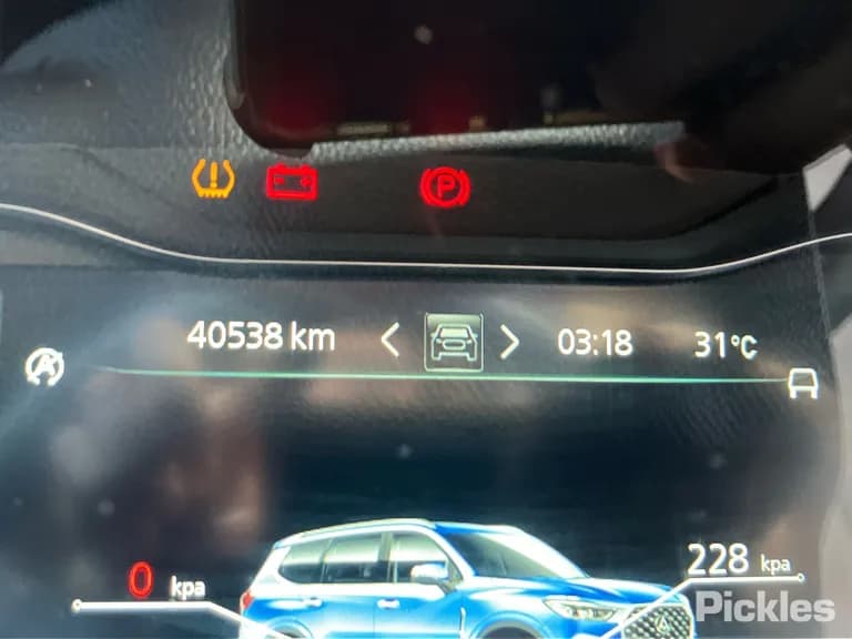 2022 LDV D90 Used VIN LSFA431J2NA063600 – exterior detail 2022 LDV D90 Used VIN LSFA431J2NA063600 – exterior detail