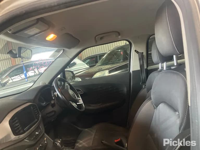 2020 MG MG3 Used VIN LSJZ14U98LS017589 – undercarriage 2020 MG MG3 Used VIN LSJZ14U98LS017589 – undercarriage