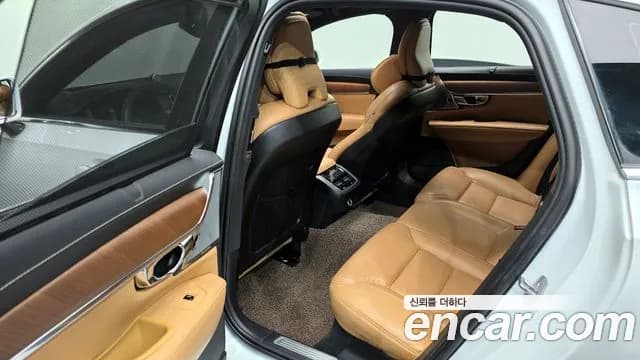 2019 Volvo S90 T5 Inscription Sold VIN LVYPS102DKP066372 – rear exterior 2019 Volvo S90 T5 Inscription Sold VIN LVYPS102DKP066372 – rear exterior