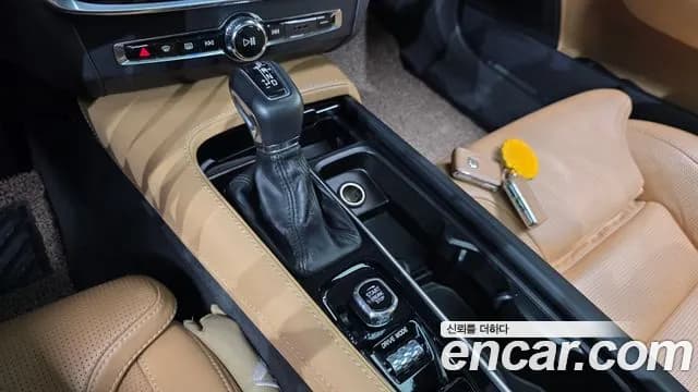 2019 Volvo S90 T5 Inscription Sold VIN LVYPS102DKP066372 – photo 19 2019 Volvo S90 T5 Inscription Sold VIN LVYPS102DKP066372 – photo 19