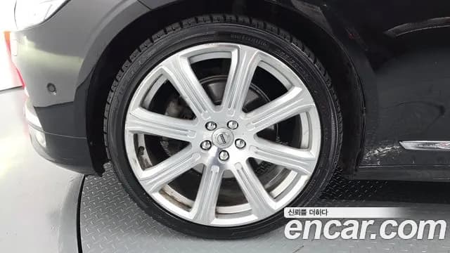 2019 Volvo S90 D5 AWD Inscription Sold VIN LVYPS68TCKP058854 – photo 20 2019 Volvo S90 D5 AWD Inscription Sold VIN LVYPS68TCKP058854 – photo 20