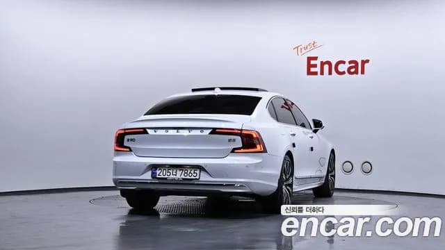 2024 Volvo S90 B5 Ultimate Bright Sold VIN LVYPTL121RP384519 – side profile 2024 Volvo S90 B5 Ultimate Bright Sold VIN LVYPTL121RP384519 – side profile