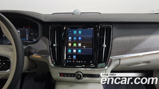 2024 Volvo S90 B5 Ultimate Bright Sold VIN LVYPTL121RP384519 – dashboard 2024 Volvo S90 B5 Ultimate Bright Sold VIN LVYPTL121RP384519 – dashboard