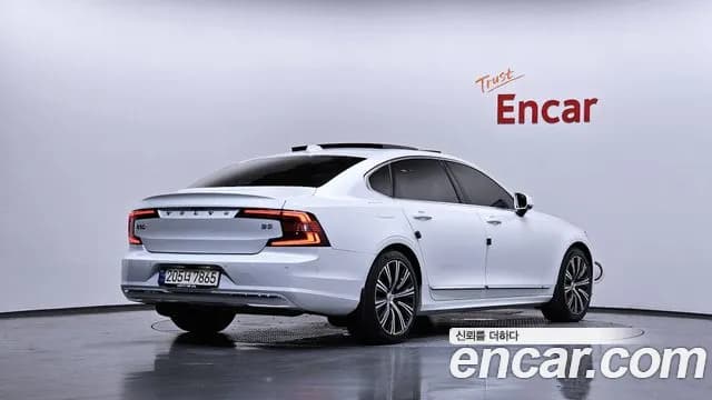 2024 Volvo S90 B5 Ultimate Bright Sold VIN LVYPTL121RP384519 – photo 12 2024 Volvo S90 B5 Ultimate Bright Sold VIN LVYPTL121RP384519 – photo 12