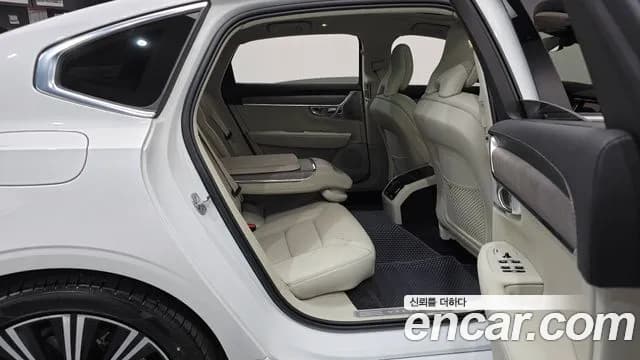 2024 Volvo S90 B5 Ultimate Bright Sold VIN LVYPTL121RP384519 – photo 35 2024 Volvo S90 B5 Ultimate Bright Sold VIN LVYPTL121RP384519 – photo 35