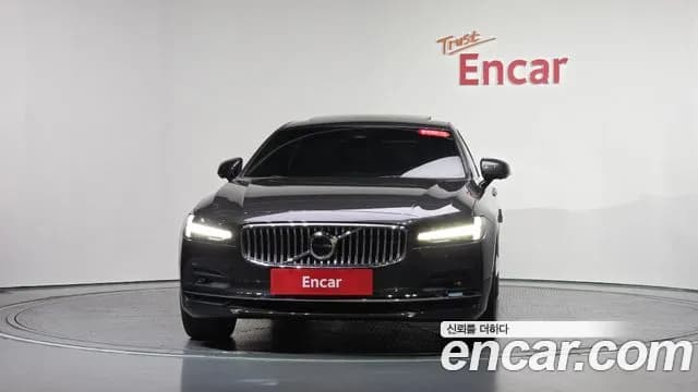 2023 Volvo S90 B5 Ultimate Bright Sold VIN LVYPTL126PP318206 – front exterior 2023 Volvo S90 B5 Ultimate Bright Sold VIN LVYPTL126PP318206 – front exterior