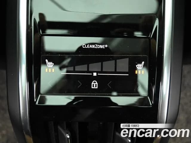 2021 Volvo S90 B5 Inscription Sold VIN LVYPTL12DMP211949 – exterior detail 2021 Volvo S90 B5 Inscription Sold VIN LVYPTL12DMP211949 – exterior detail