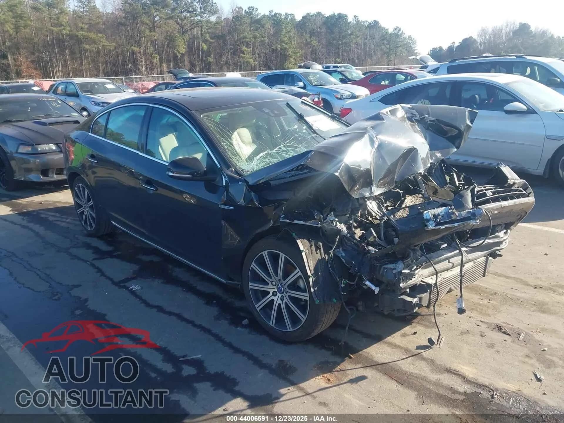 2017 VOLVO S60 INSCRIPTION Damaged VIN LYV402HM8HB126951 – front exterior 2017 VOLVO S60 INSCRIPTION Damaged VIN LYV402HM8HB126951 – front exterior