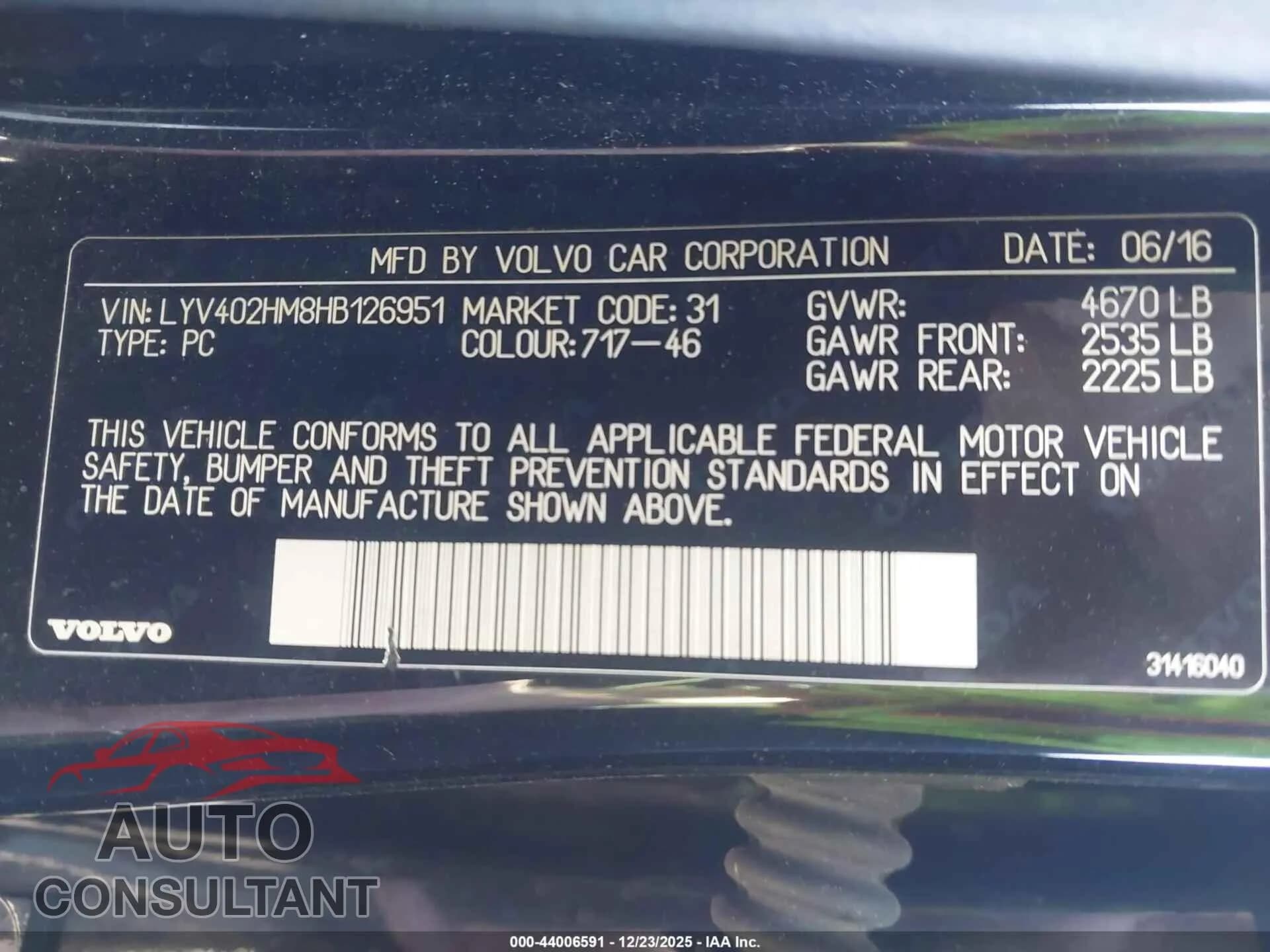 2017 VOLVO S60 INSCRIPTION Damaged VIN LYV402HM8HB126951 – trunk area 2017 VOLVO S60 INSCRIPTION Damaged VIN LYV402HM8HB126951 – trunk area