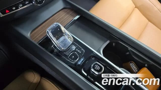 2024 Volvo XC60 2nd Gen B6 Ultimate Bright Sold VIN LYVUZ0620RB765421 – photo 31 2024 Volvo XC60 2nd Gen B6 Ultimate Bright Sold VIN LYVUZ0620RB765421 – photo 31