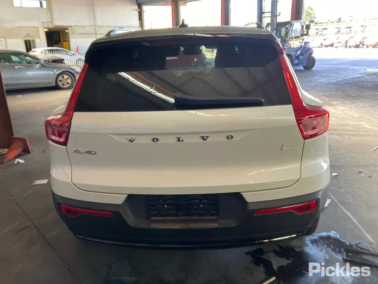 2023 Volvo XC40 Used VIN LYVXZERRXRL220775 – odometer reading 2023 Volvo XC40 Used VIN LYVXZERRXRL220775 – odometer reading