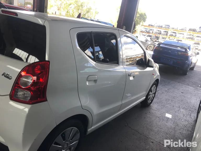 2012 Suzuki Alto Used VIN MA3GFC31S00534774 – dashboard 2012 Suzuki Alto Used VIN MA3GFC31S00534774 – dashboard