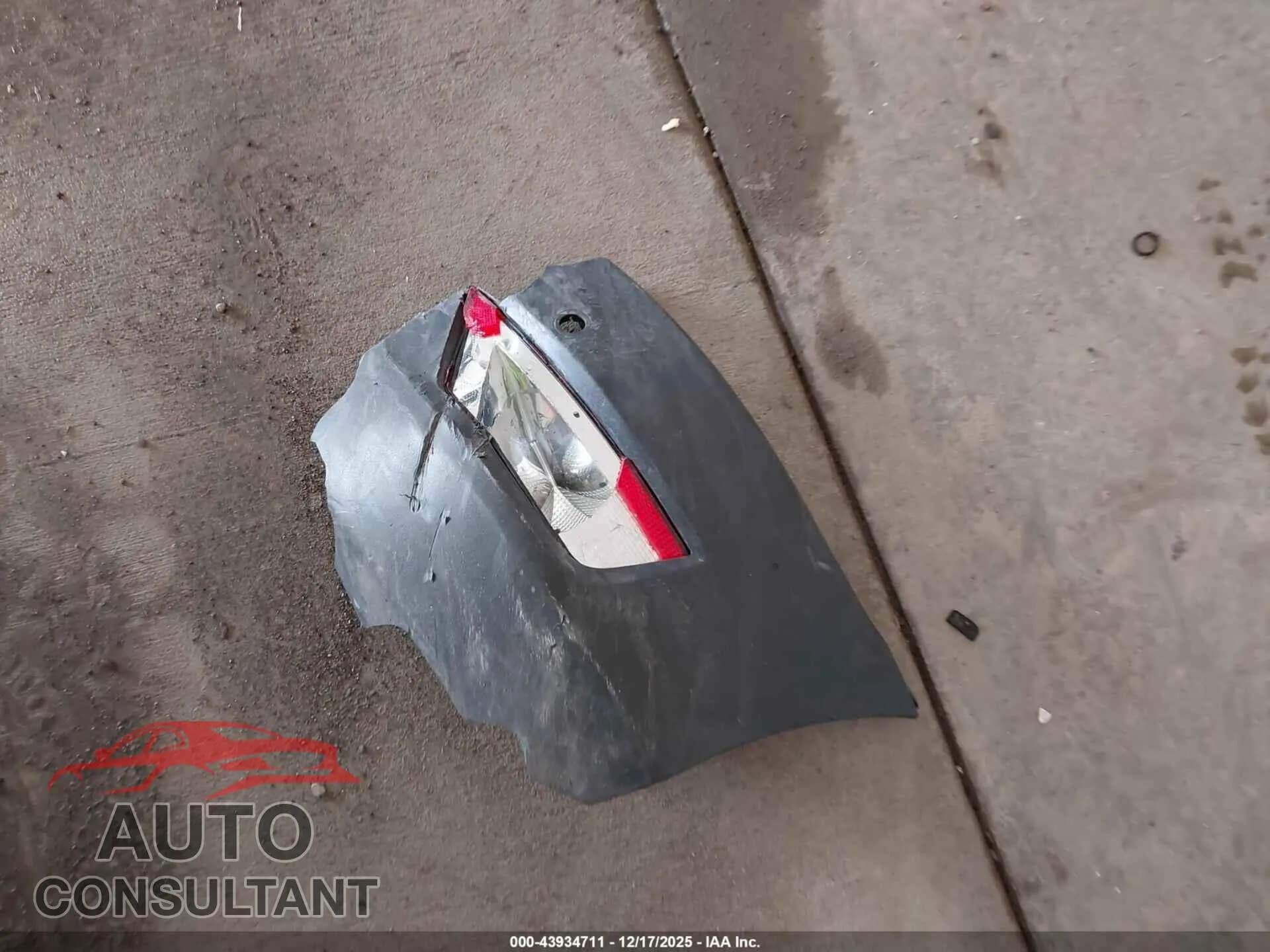 2019 FORD ECOSPORT Damaged VIN MAJ6S3GL7KC280612 – photo 12 2019 FORD ECOSPORT Damaged VIN MAJ6S3GL7KC280612 – photo 12