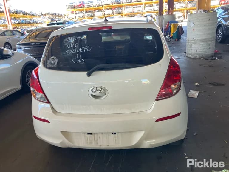 2012 Hyundai i20 Used VIN MALBB51CMDM447211 – rear exterior 2012 Hyundai i20 Used VIN MALBB51CMDM447211 – rear exterior