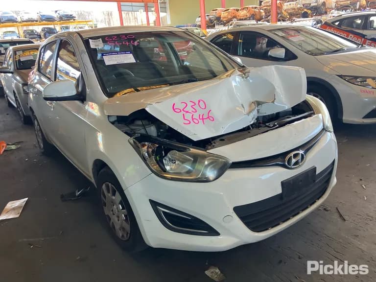 2012 Hyundai i20 Used VIN MALBB51CMDM447211 – photo 13 2012 Hyundai i20 Used VIN MALBB51CMDM447211 – photo 13