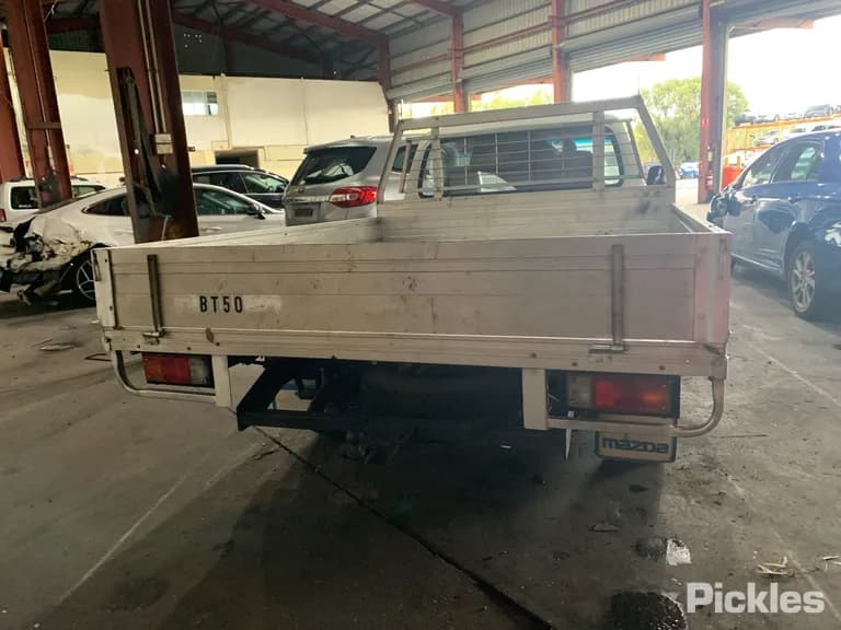 2007 Mazda BT-50 Used VIN MM0UNY0W300628574 – undercarriage 2007 Mazda BT-50 Used VIN MM0UNY0W300628574 – undercarriage