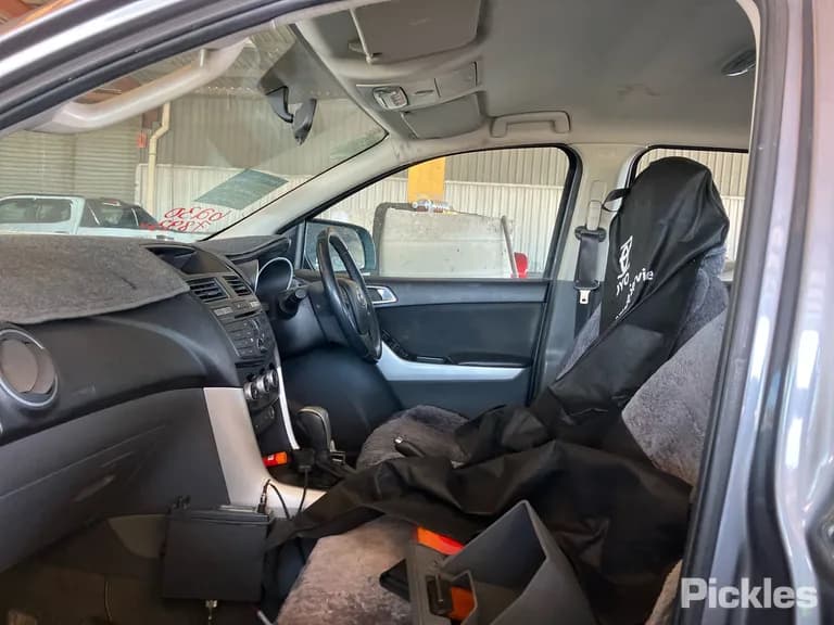 2013 Mazda BT-50 Used VIN MM0UP0YF100161707 – photo 12 2013 Mazda BT-50 Used VIN MM0UP0YF100161707 – photo 12