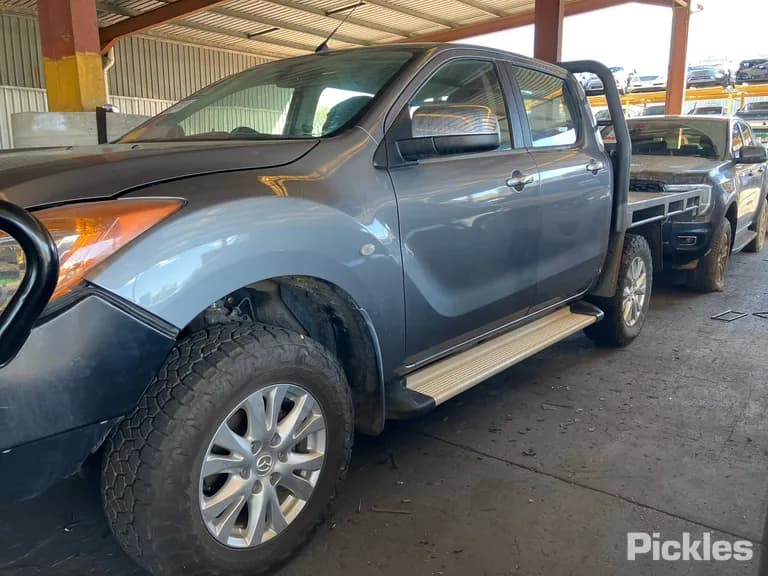 2013 Mazda BT-50 Used VIN MM0UP0YF100161707 – photo 14 2013 Mazda BT-50 Used VIN MM0UP0YF100161707 – photo 14