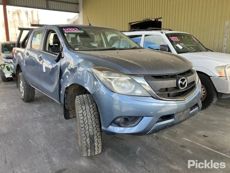 2015 Mazda BT-50 Used VIN MM0UR0YF100487358 – side profile 2015 Mazda BT-50 Used VIN MM0UR0YF100487358 – side profile
