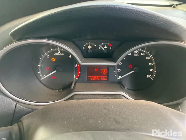 2015 Mazda BT-50 Used VIN MM0UR0YF100487358 – dashboard 2015 Mazda BT-50 Used VIN MM0UR0YF100487358 – dashboard