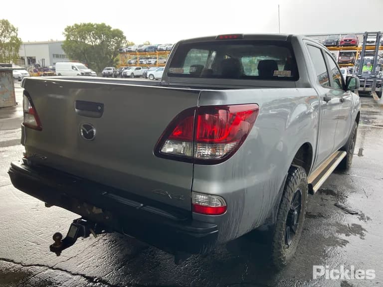 2017 Mazda BT-50 Used VIN MM0UR0YG100679357 – photo 23 2017 Mazda BT-50 Used VIN MM0UR0YG100679357 – photo 23