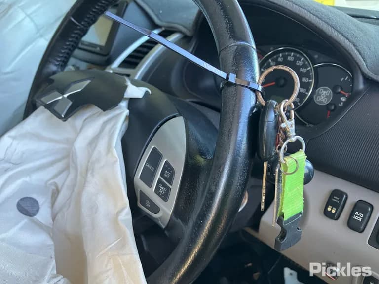 2013 Mitsubishi Challenger Used VIN MMAGYKH40EF000931 – photo 13 2013 Mitsubishi Challenger Used VIN MMAGYKH40EF000931 – photo 13